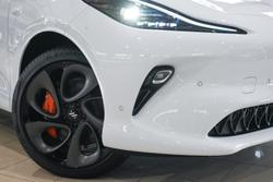 2025 MG IM6 Performance