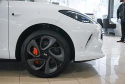 2025 MG IM6 Performance