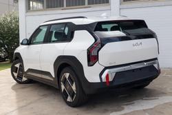 2025 Kia EV3 Earth Long Range