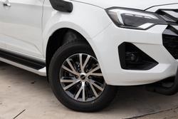 2024 Isuzu D-MAX LS-U