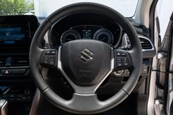 2023 Suzuki S-Cross GL+