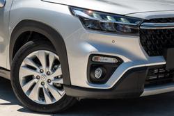 2023 Suzuki S-Cross GL+
