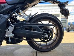 2024 Honda CBR650R Red