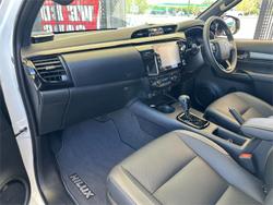 2025 Toyota Hilux Rogue 48V