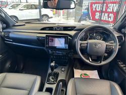 2025 Toyota Hilux Rogue 48V