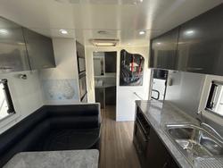 2018 Billabong Caravans Grove