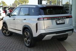 2025 Jaecoo J7 SHS Track