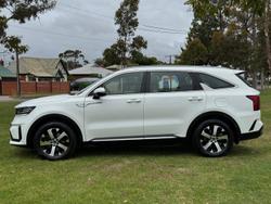 2022 Kia Sorento Sport