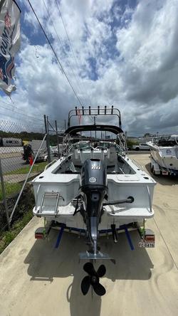 2021 QUINTREX 430 Fishabout Pro