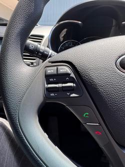 2016 Kia Cerato S YD MY17 Clear White