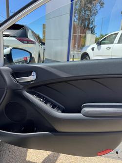 2016 Kia Cerato S YD MY17 Clear White