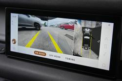 2020 Land Rover Defender 110 D240 SE