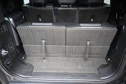 2020 Land Rover Defender 110 D240 SE