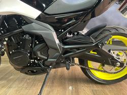 2022 CFMOTO 650NK ABS WHITE