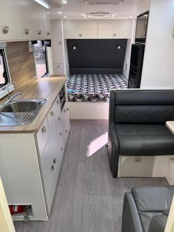 2022 Design RV Forerunner Van 3, 19'6''