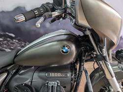 2024 BMW Motorrad R 18 TRANSCONTINENTAL GREEN