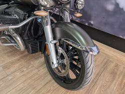 2024 BMW Motorrad R 18 TRANSCONTINENTAL GREEN