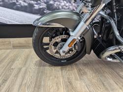 2024 BMW Motorrad R 18 TRANSCONTINENTAL GREEN