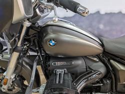 2024 BMW Motorrad R 18 TRANSCONTINENTAL GREEN