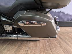 2024 BMW Motorrad R 18 TRANSCONTINENTAL GREEN