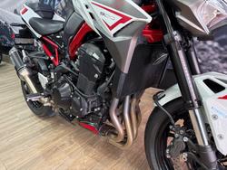 2022 Kawasaki Z900 SUPERNAKED (ZR900) WHITE