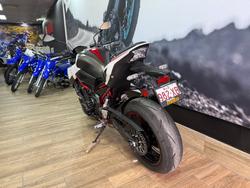 2022 Kawasaki Z900 SUPERNAKED (ZR900) WHITE