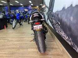 2022 Kawasaki Z900 SUPERNAKED (ZR900) WHITE