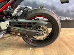 2022 Kawasaki Z900 SUPERNAKED (ZR900) WHITE