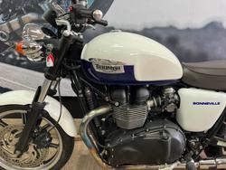 2014 Triumph BONNEVILLE T100 BLUE