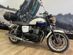 2014 Triumph BONNEVILLE T100 BLUE