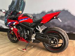 2025 Honda CBR650R RED