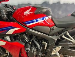 2025 Honda CBR650R RED