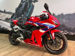 2025 Honda CBR650R RED