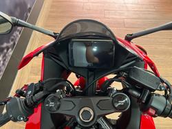 2025 Honda CBR650R RED