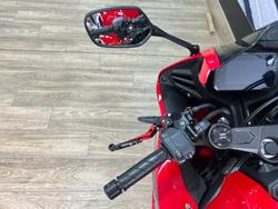2025 Honda CBR650R RED