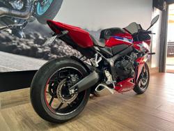 2025 Honda CBR650R RED
