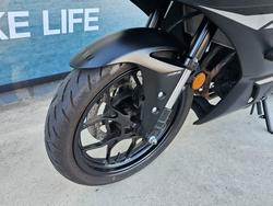 2024 Yamaha YZF-R3 Black