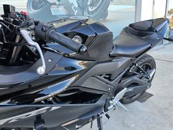 2024 Yamaha YZF-R3 Black