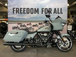 Harley-Davidson FLTRX Road Glide (117)