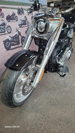 2025 Harley-davidson FLFB FAT BOY (117) Vivid Black