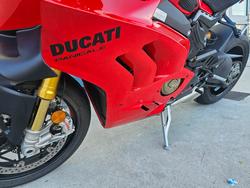 2022 DUCATI PANIGALE V4 S Red