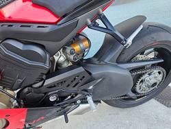2022 DUCATI PANIGALE V4 S Red