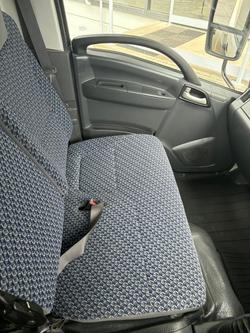 2022 Isuzu Npr 75-190 White