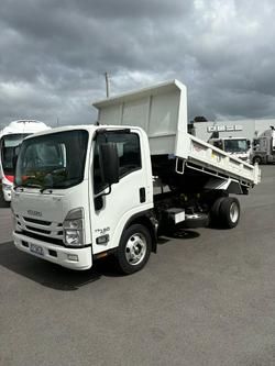 2022 Isuzu Npr 75-190 NPR 75-190 Tipper White