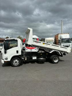 2022 Isuzu Npr 75-190 NPR 75-190 Tipper White