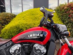 2022 Indian SCOUT BOBBER Red