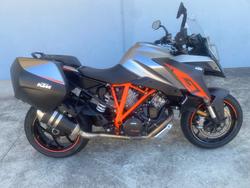 KTM 1290 Super Duke GT
