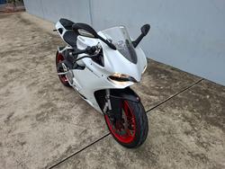 2015 DUCATI 899 PANIGALE White