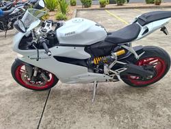 2015 DUCATI 899 PANIGALE White