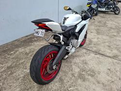 2015 DUCATI 899 PANIGALE White